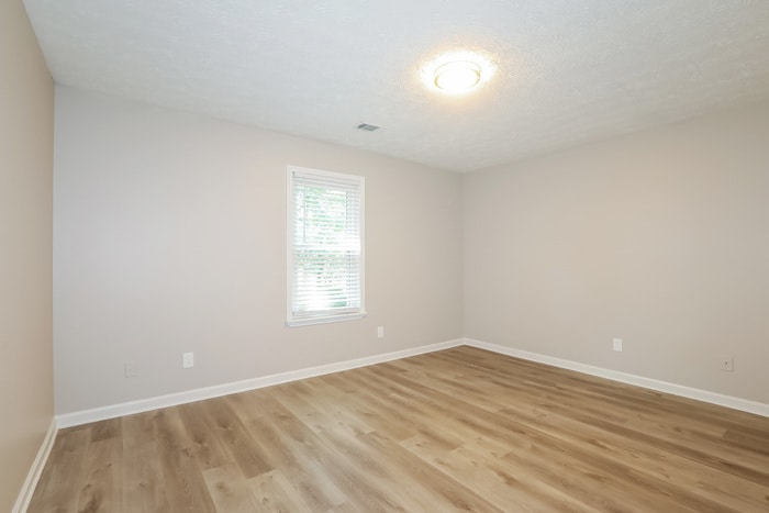 Building Photo - 669 Brooke Manor Ct