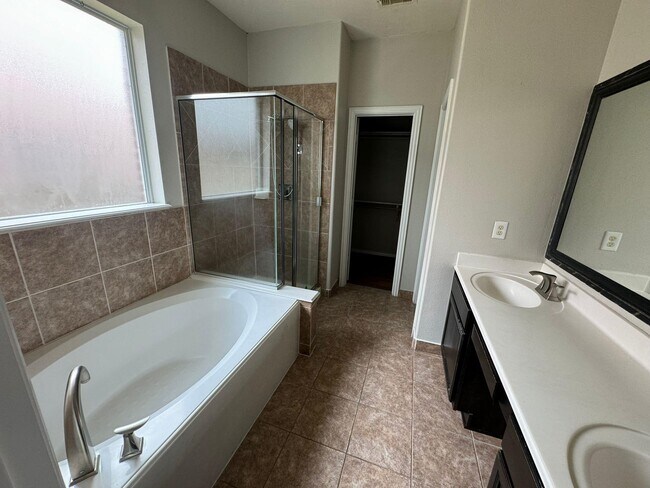 Building Photo - 25614 Crisp Spring Ln