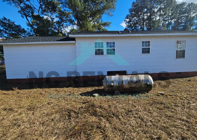 Building Photo - 252 Westbrook Ave