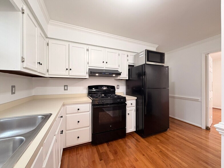 Building Photo - 110 Waltons Creek Rd