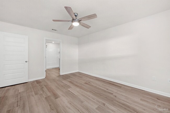 Building Photo - 5277 Peach Dr