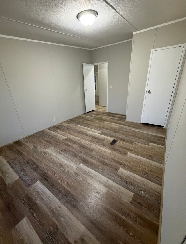 Building Photo - 1542 Jerusalem Rd