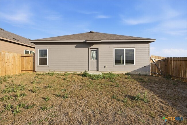 Building Photo - 292 Legacy Cir