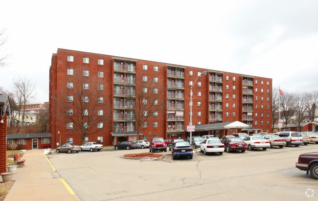 Building Photo - Thomas Campbell Apartments