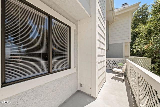 Building Photo - 4455 Rockland Pl