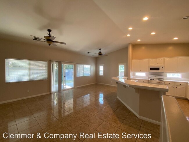 Building Photo - 3 br, 2 bath House - 11609 Privet Place