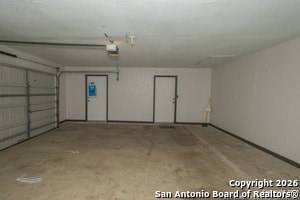 Building Photo - 430 CR 683