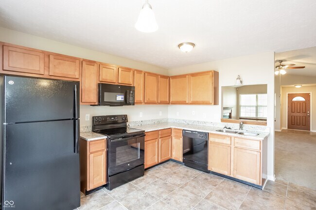 Building Photo - 2810 Braxton Dr