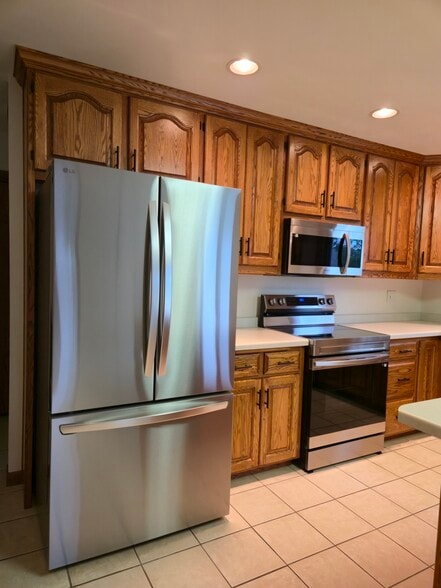 Building Photo - W3132 Glenbrooke Ct