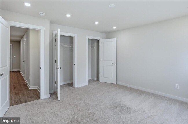 Building Photo - 101 Marlow Ct