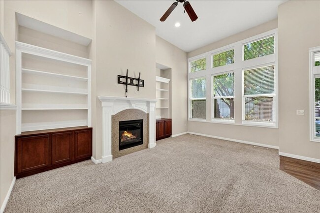 Building Photo - Stylish Multi-Level Condo in West Boise