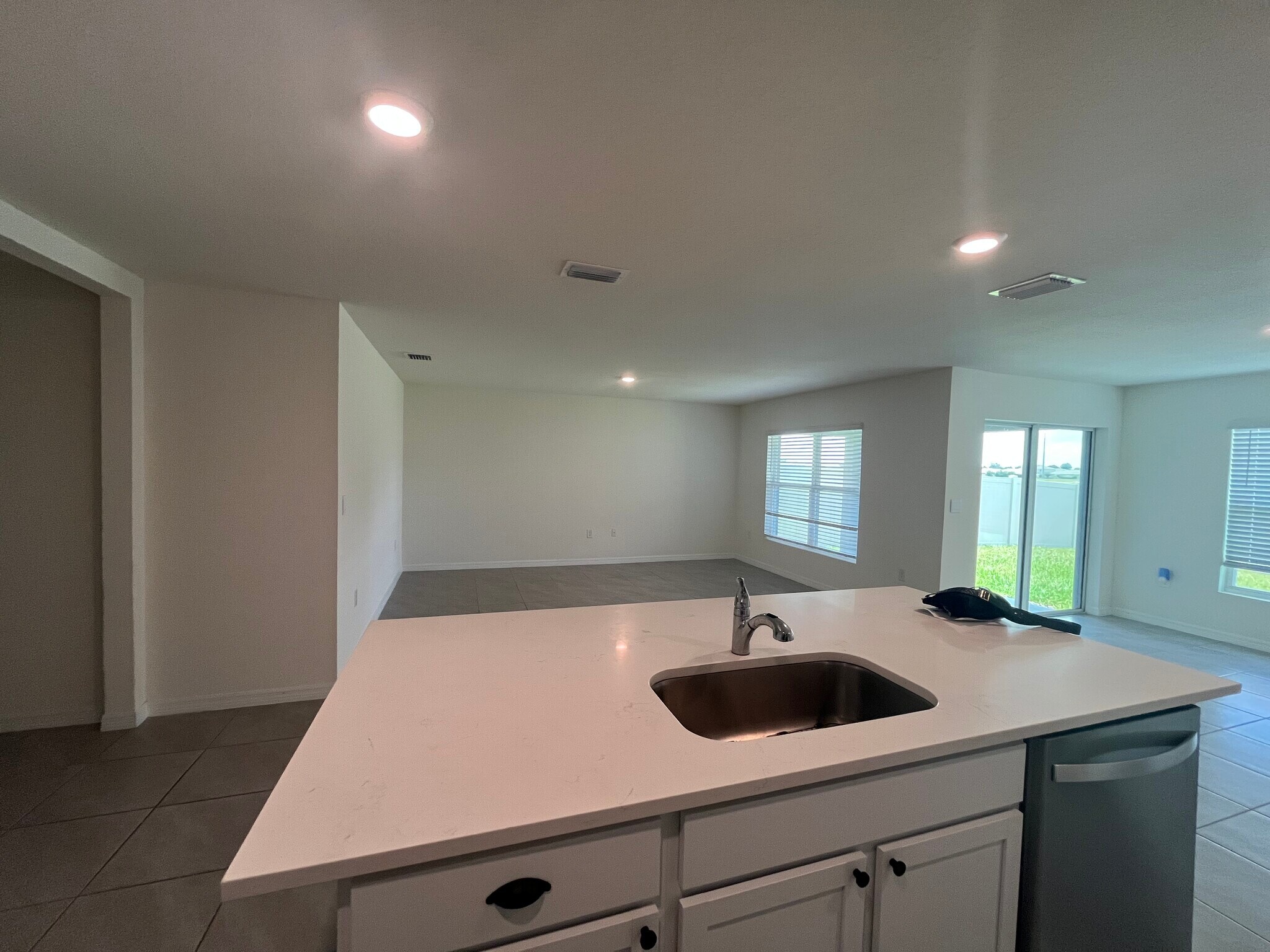 Building Photo - 8564 SW 46th Ter