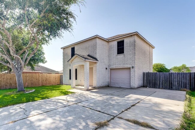Building Photo - 12507 Rio Bravo St