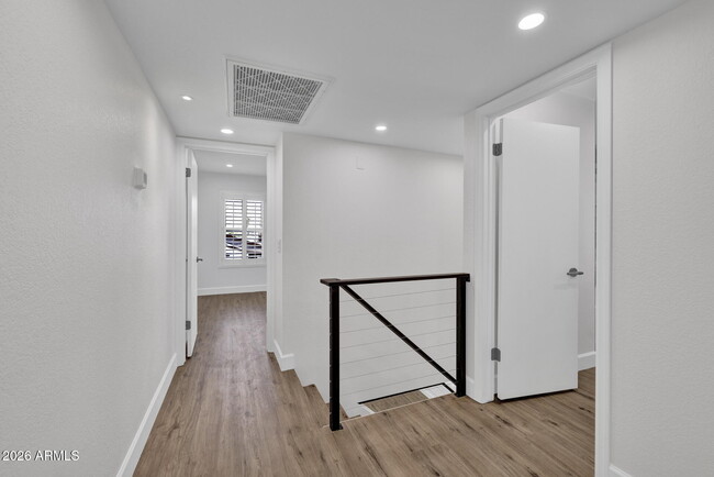 Building Photo - 4760 W Wahalla Ln
