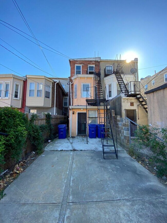 Dolphin 716 Dolphin St Baltimore MD 21217 Apartment Finder