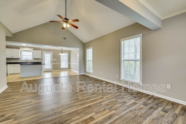 Building Photo - 1054 Grove Landing Ln