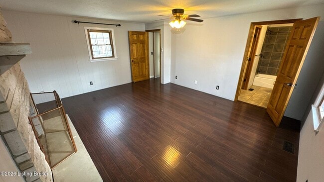 Building Photo - 113 Southview Terrace