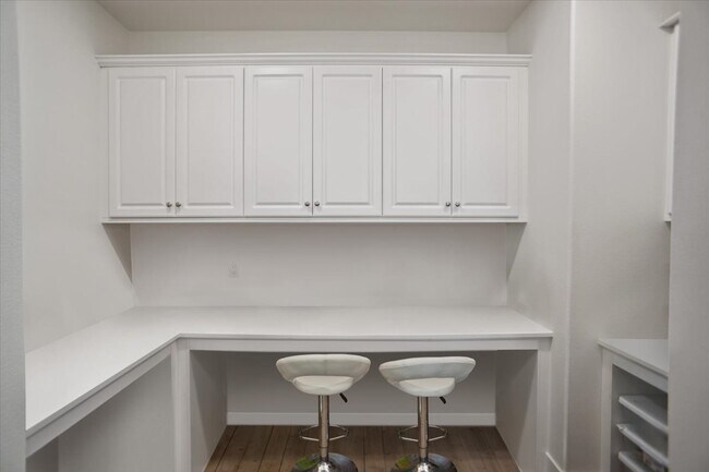 Building Photo - 27336 Ellery Pl