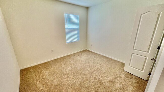 Building Photo - 2007 Chickasaw Blvd