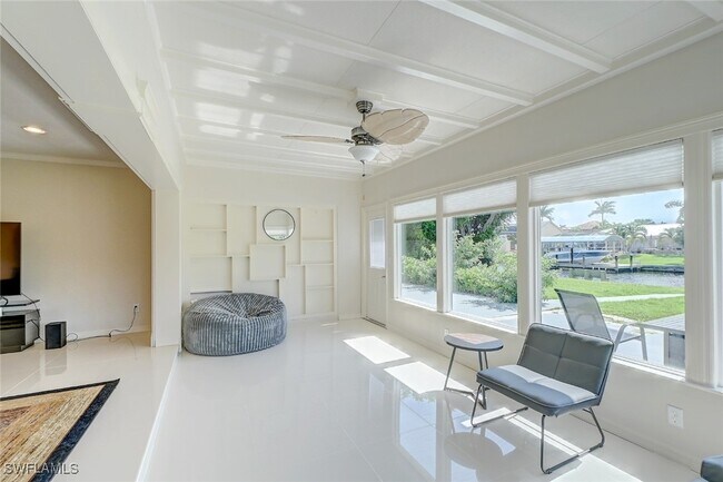Building Photo - 4912 Seville Ct