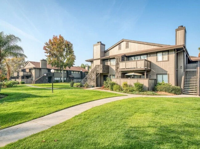 Building Photo - Ranchwood Condos