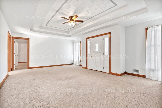 Building Photo - 1001 Navajo Dr