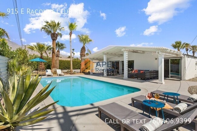 Building Photo - 915 E Racquet Club Rd