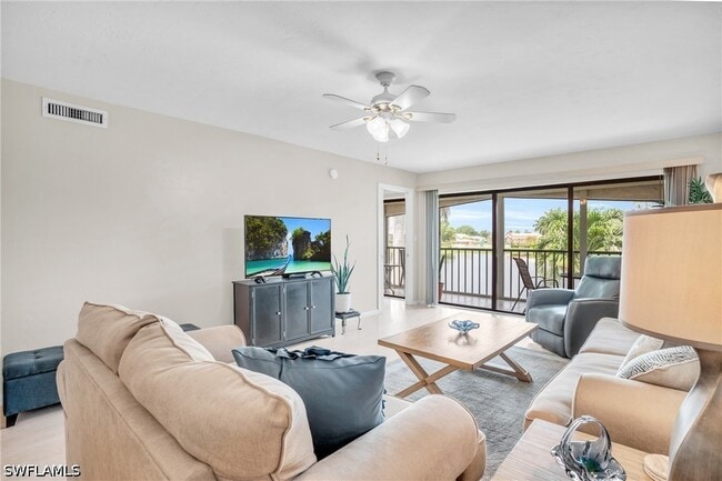 Building Photo - 4640 Chantelle Dr