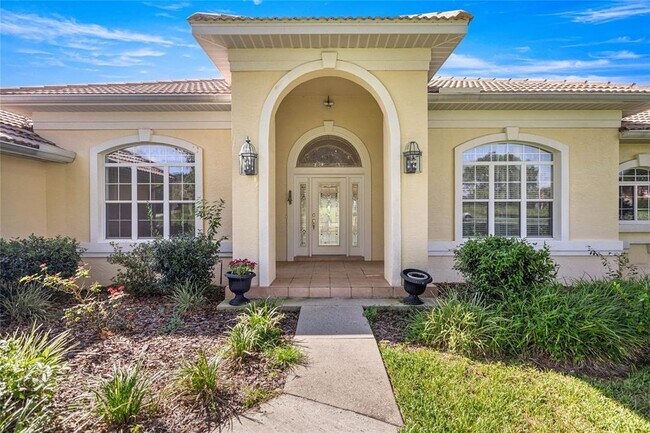 Building Photo - 482 W Fenway Dr
