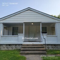 Building Photo - Eastside 2BR Gem! Must See!