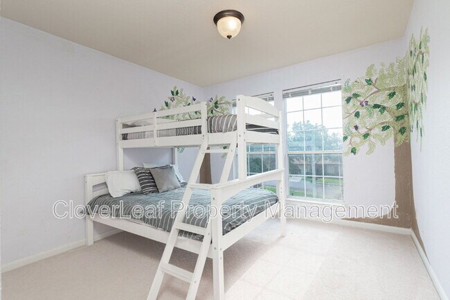 Building Photo - 26875 Hogan Dr
