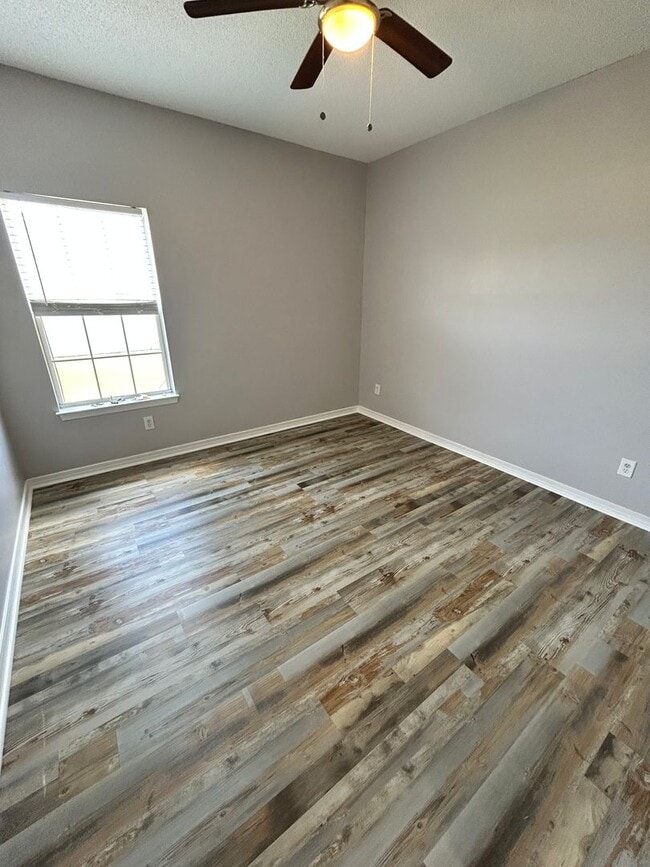 Building Photo - 3474 Cherry Ridge Rd