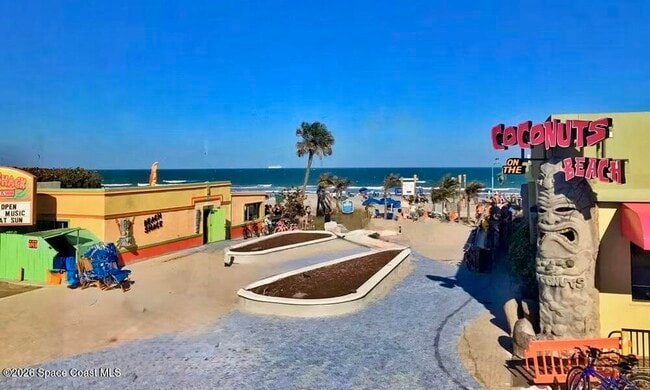 Building Photo - 1715 N Merrimac Dr