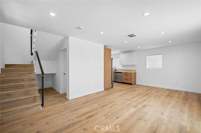 Building Photo - 17805 Ludlow St