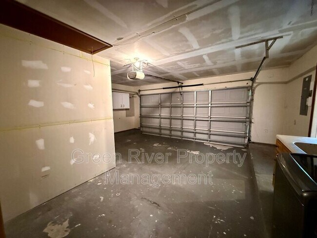 Building Photo - 12955 Julington Ridge Dr E