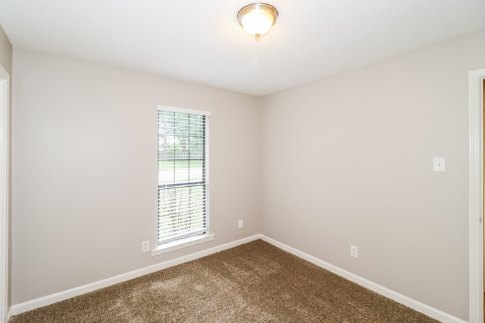 Building Photo - 3016 Shade Tree Cove