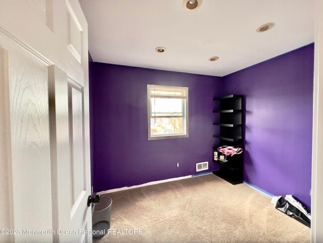 Building Photo - 317 Aldrich Rd