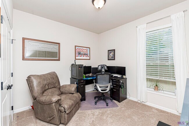 Building Photo - 1415 Alouette Dr