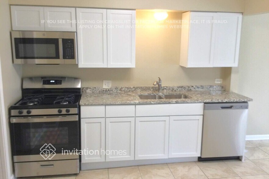 Building Photo - 358 N 2nd Ave