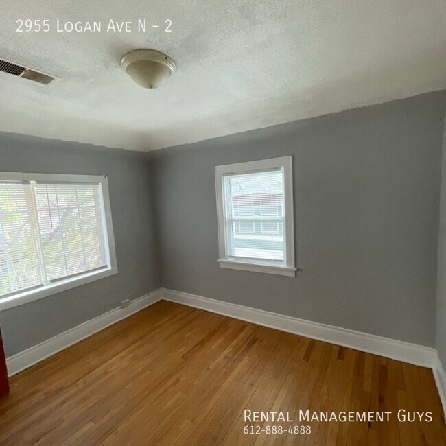Building Photo - 2955 N Logan Ave