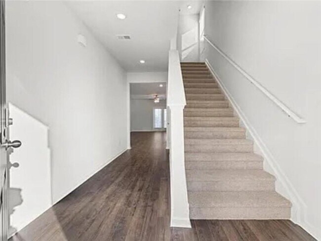 Building Photo - 1087 Rigby Ct SE