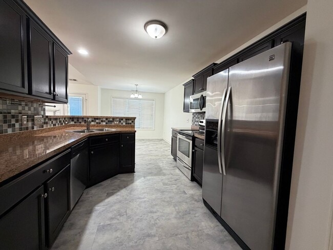 Building Photo - Gorgeous Home in Carolina Plantations!