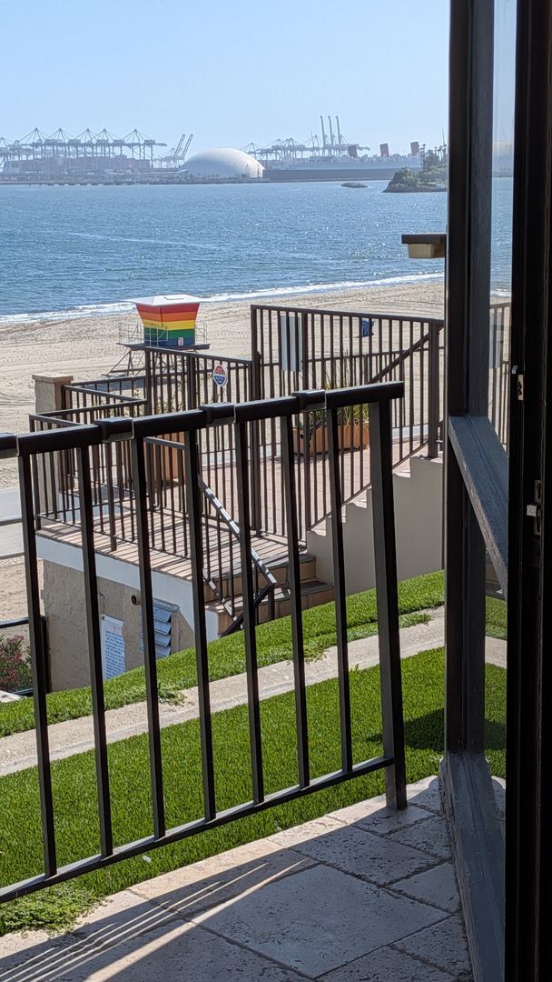 Building Photo - Oceanview 1 Bedroom with Beach Access for ...
