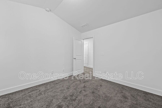 Building Photo - 5350 Brooklands Dr