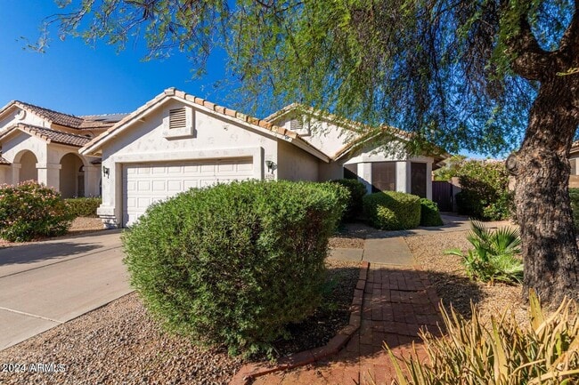 Building Photo - 4326 E Rosemonte Dr