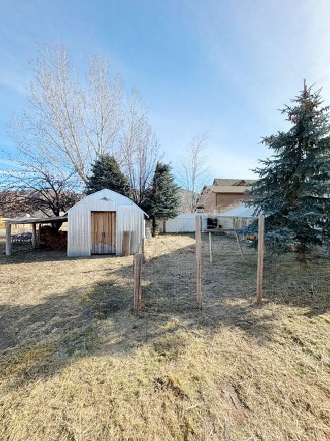 Building Photo - Spacious 2 Bedroom home in Paragonah