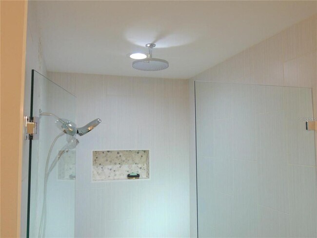 Building Photo - 451 Tanager Rd