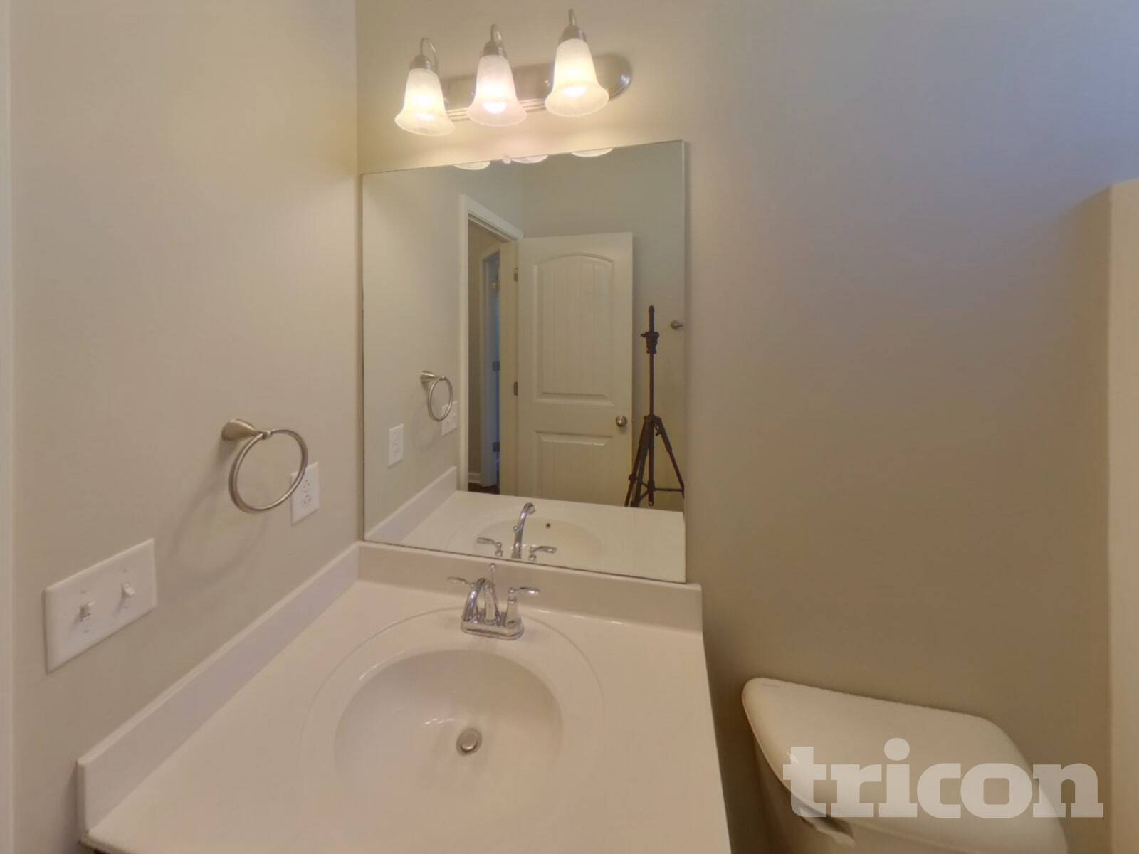 Building Photo - 2004 Kinsale Ave