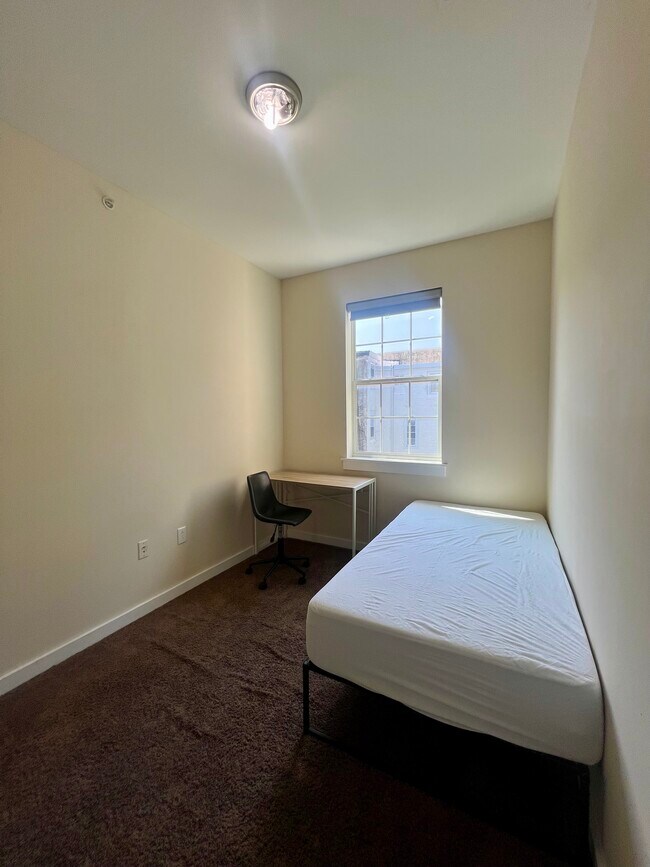 Bedroom 3 / Bedroom 4 - 1704 Cecil B Moore Ave