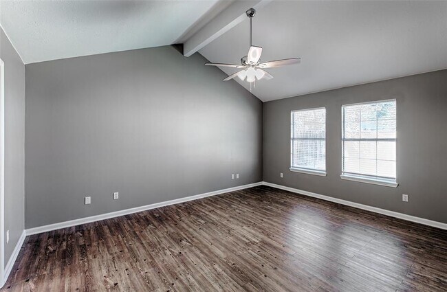 Building Photo - 3607 Hampstead Ct